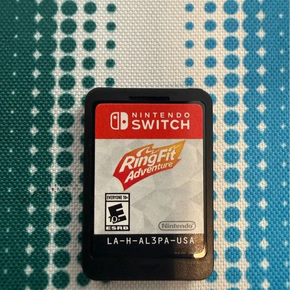 Nintendo Ring Fit Adventure Ring-Con with Red and Blue Joy-Con Artwork - Picture 7 of 16